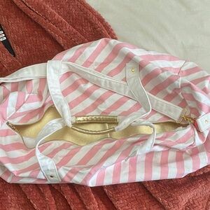 ban.do Pink and White Travel Bag with Gold Accents